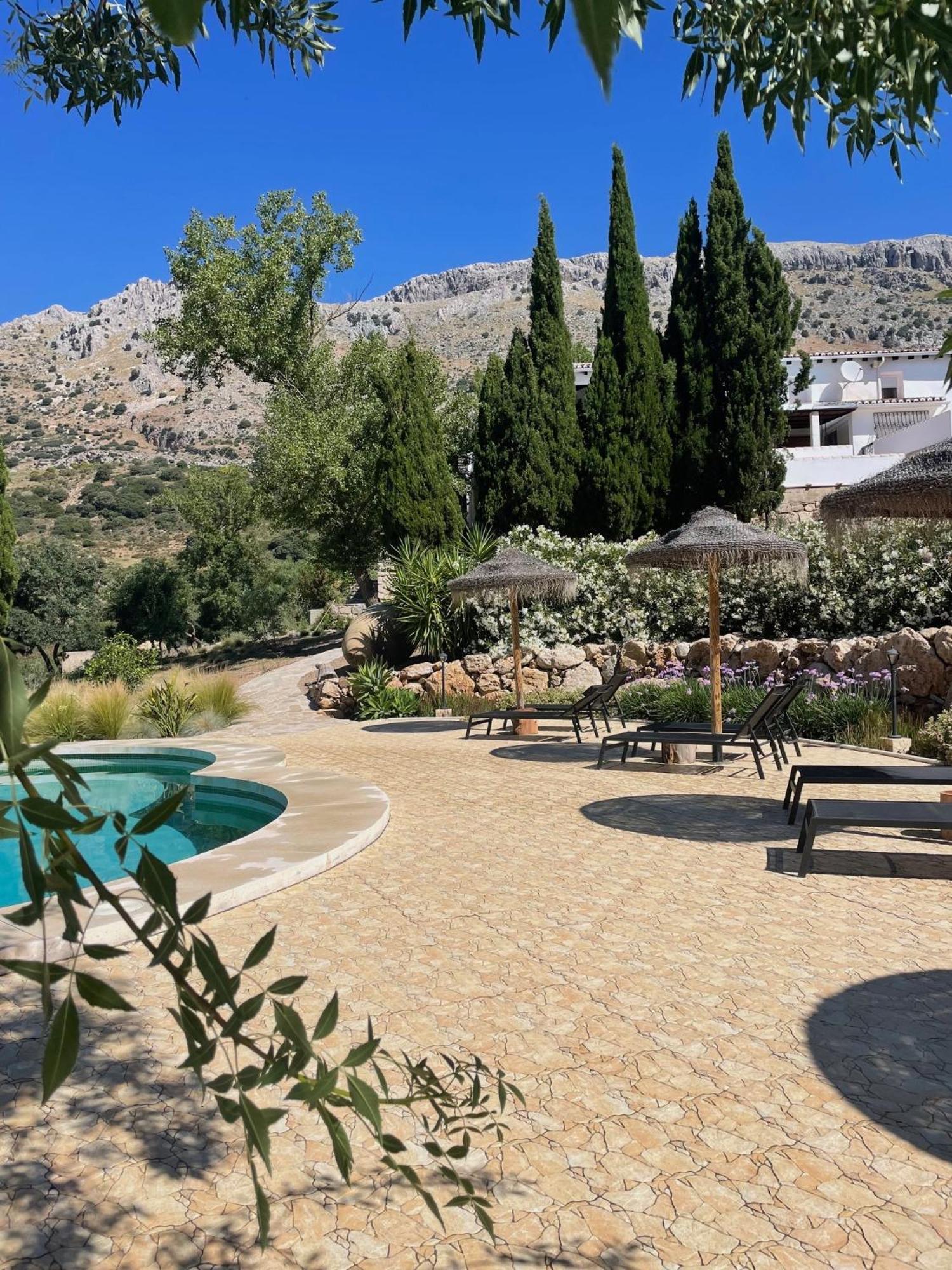 Cortijo Rancho Verde Colmenar Exterior photo